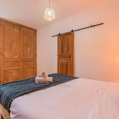2 Bedroom Near Tram & Metro Apartament Tourcoing